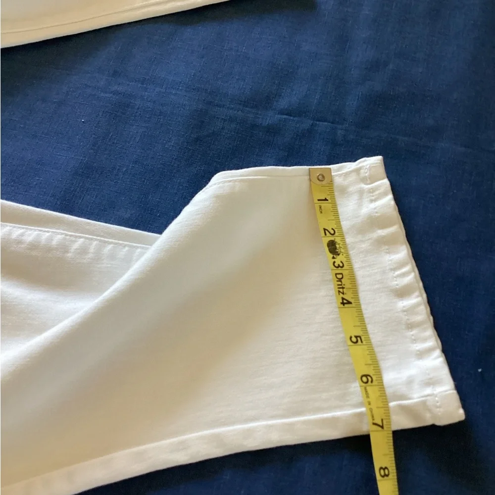 Judy Blue capris - Picture 10 of 12